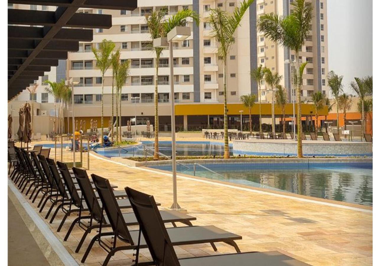 Olímpia Enjoy Solar Das Aguas Park Resort מראה חיצוני תמונה The swimming pool at the resort