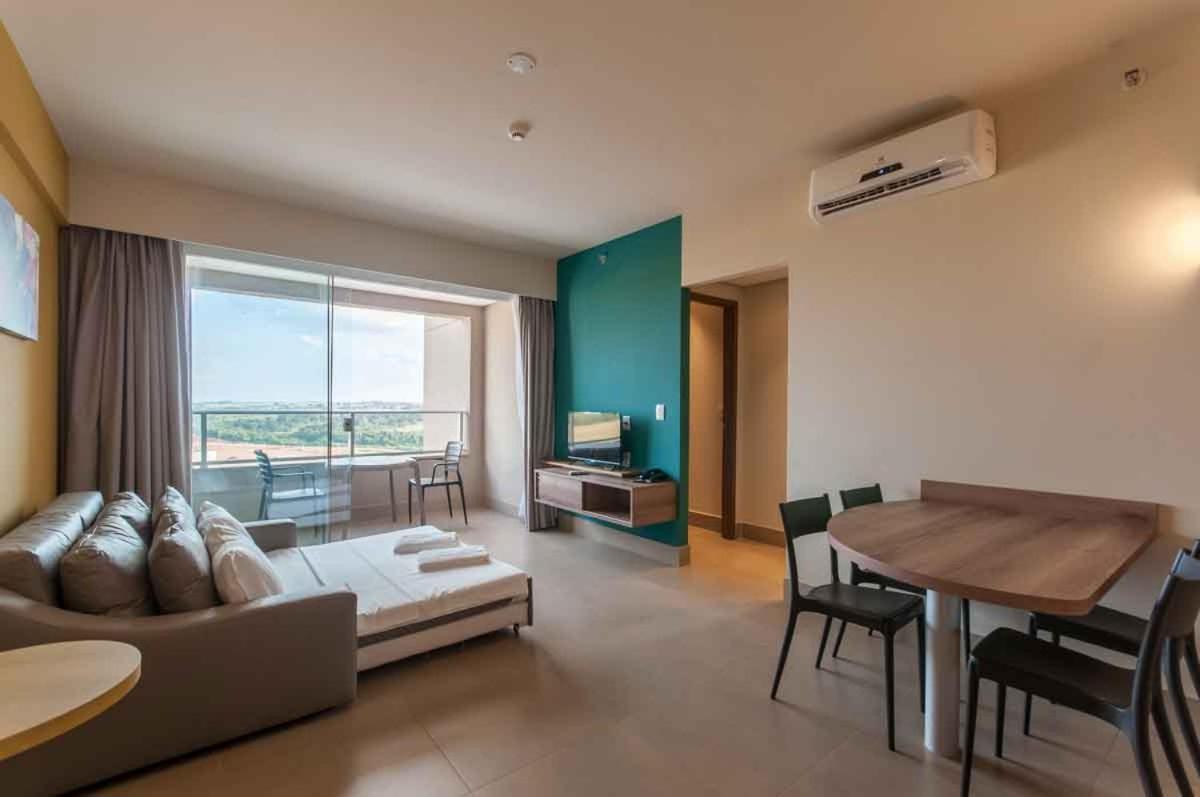 Olímpia Enjoy Solar Das Aguas Park Resort מראה חיצוני תמונה A living room in a condominium