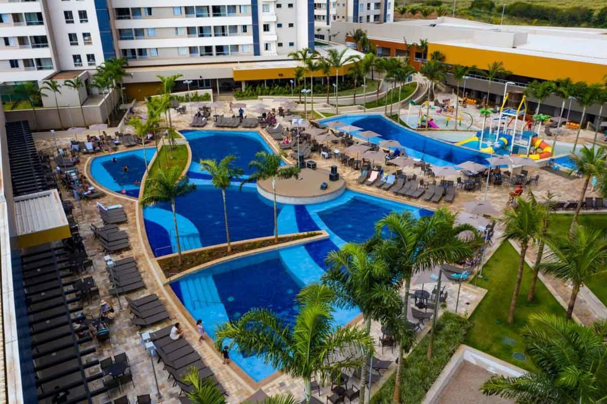 Olímpia Enjoy Solar Das Aguas Park Resort מראה חיצוני תמונה The swimming pool at the resort